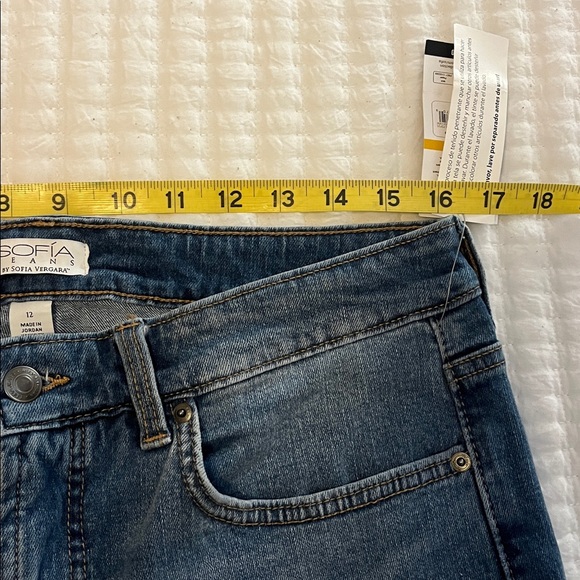 Women’s NWT Sophia Vergar straight, looser fit cuffed Jeans Size 12 - Picture 7 of 8